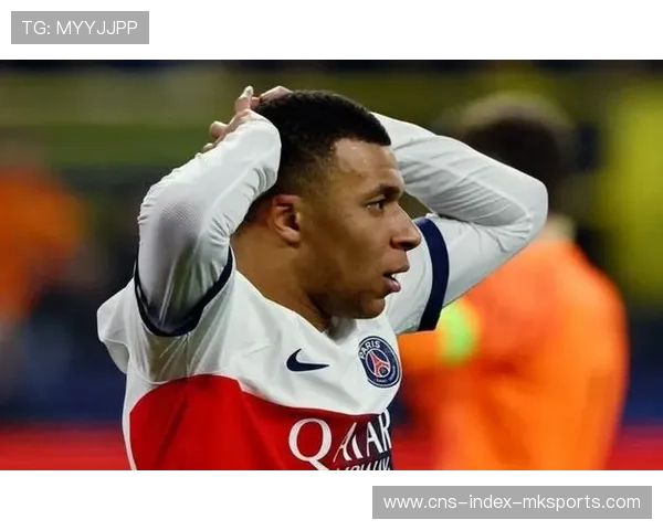 姆巴佩外脚背传球形成绝佳机会,法兰西快攻如火