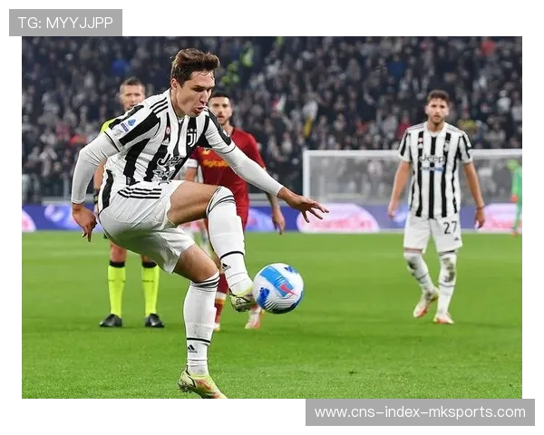 尤文中路直塞撕裂防线，基耶萨停球推射得手